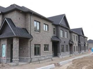485 Bloor St E, Unit 16