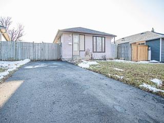 774 Edna Crt