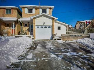 602 Down Cres