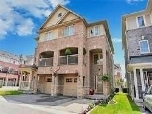 65 Devineridge Ave