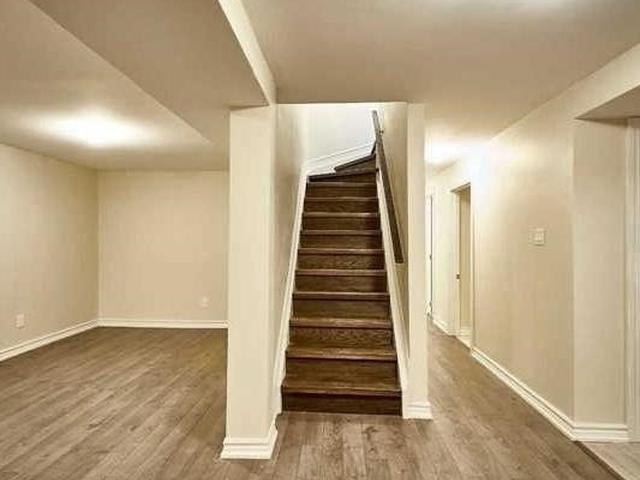 - Bsmt - 1501 Reesor Crt