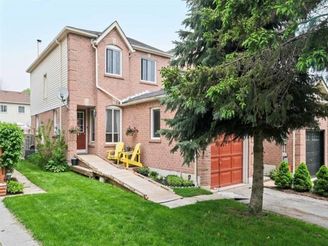 48 Gates Cres