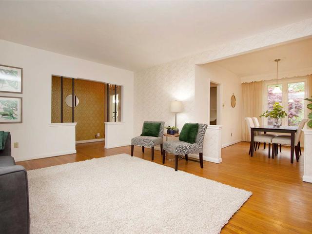 320 Cochrane St, Whitby ON | Property.ca