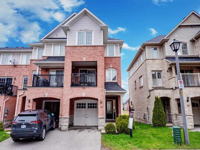 553 Rossland Rd E