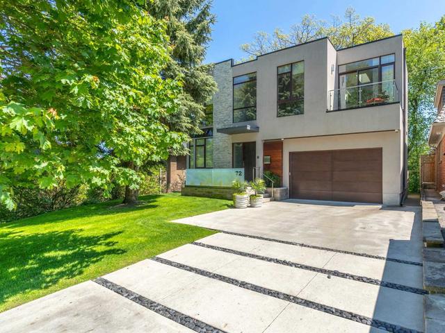 72 Fallingbrook Dr