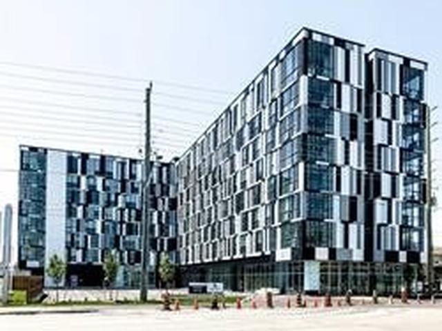 1900 Simcoe St N, Unit 501 photo #1