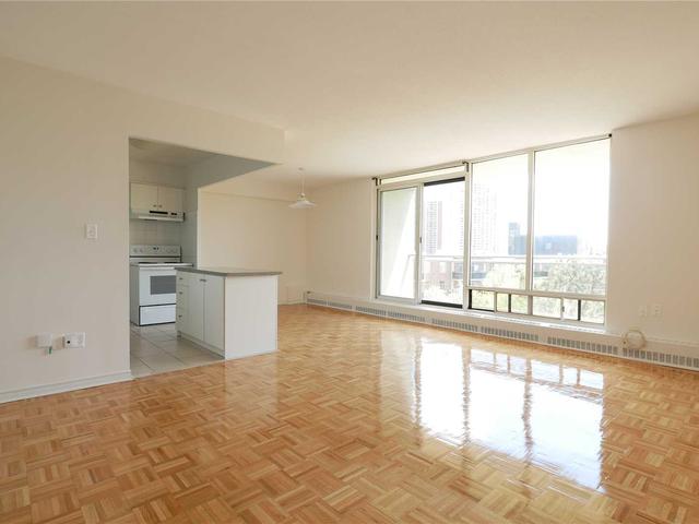 802 - 65 Halsey Ave