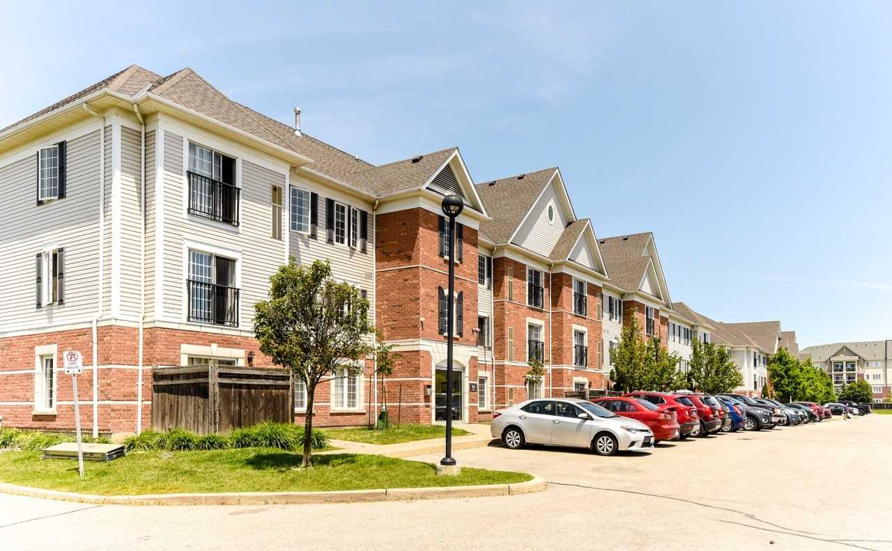 110 94 Aspen Springs Dr, Bowmanville Leased, E4496840 Condos.ca