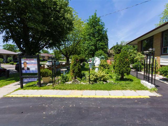 3 Calumet Cres