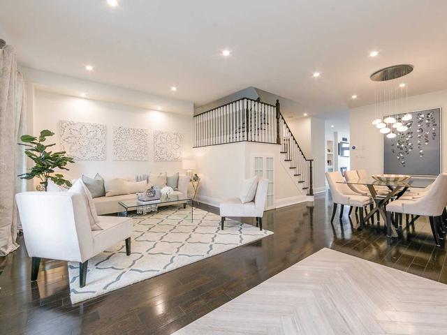 28 Sarah Ashbridge Ave