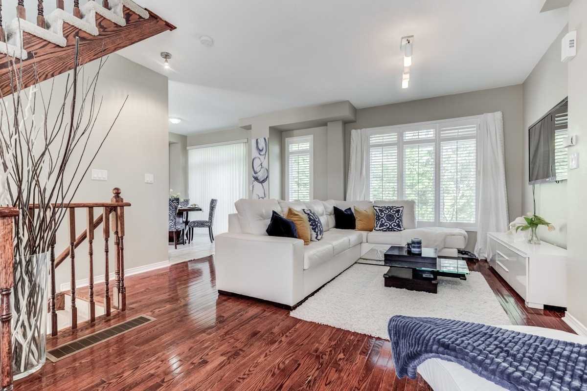 74 Stagecoach Circ, Scarborough Sold, E4506248 Condos.ca