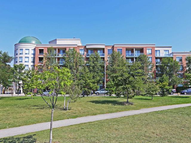 1733 Queen St E, Unit 224