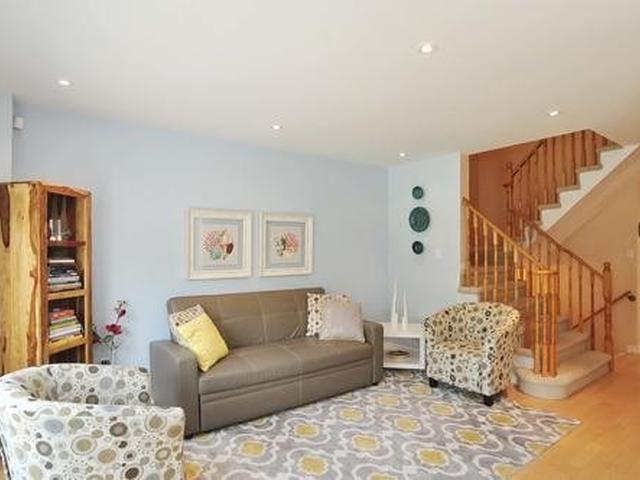 51 Eastport Dr