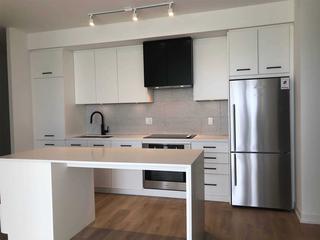 899 Queen St E, Unit 610
