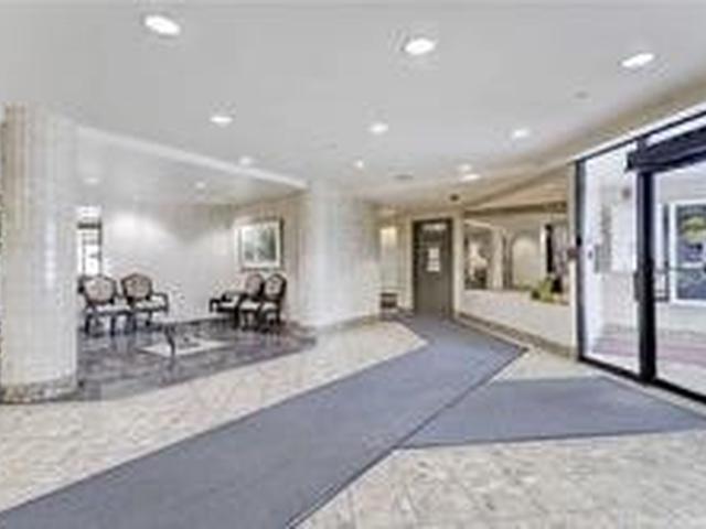 1205 - 350 Alton Towers Circ