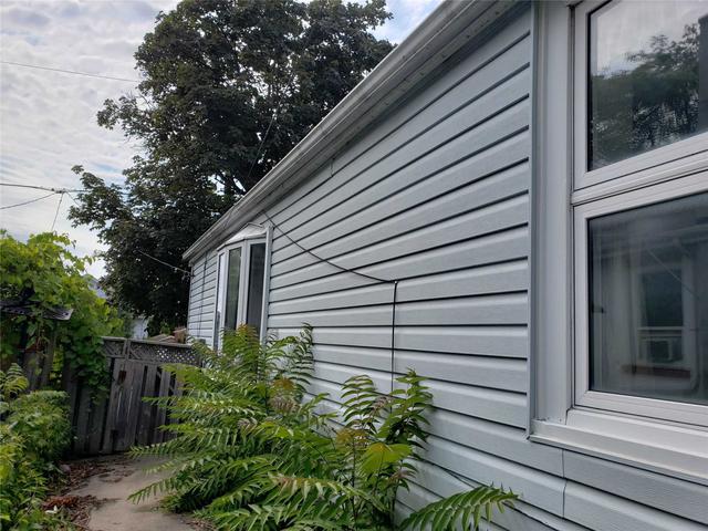43 Bexhill Ave