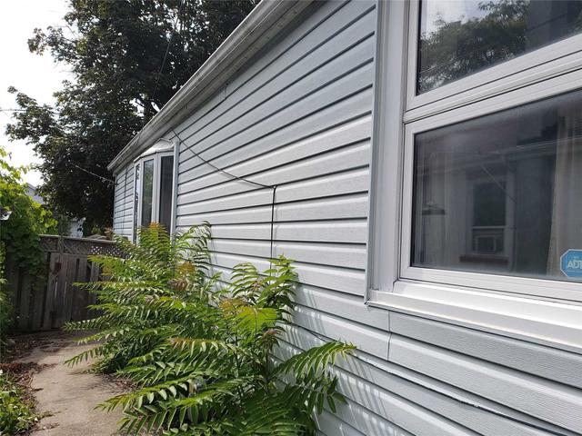 43 Bexhill Ave
