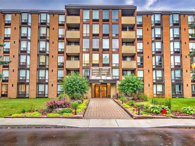 1535 Diefenbaker Crt, Unit 109
