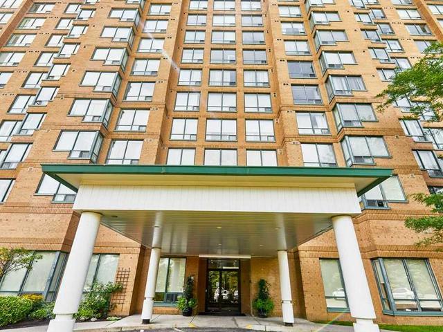 711 Rossland Rd E, Unit 511