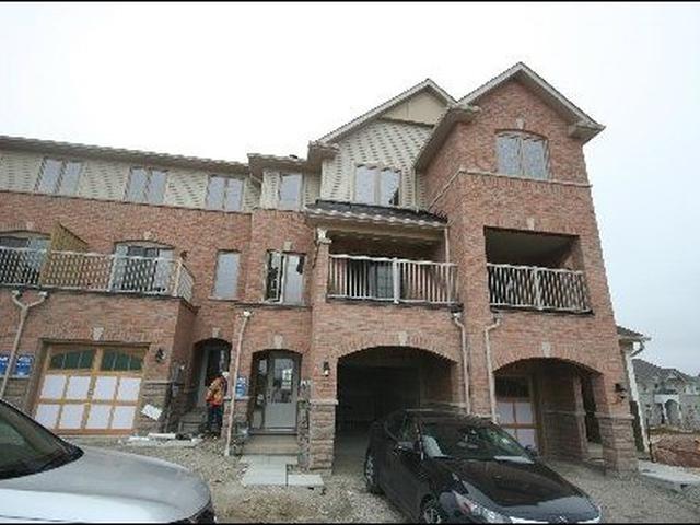 113 Devineridge Ave