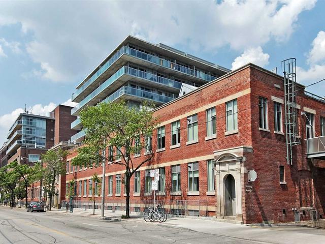 201 Carlaw Ave, Unit 406