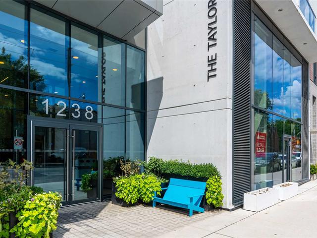 1238 Dundas St E, Unit 404