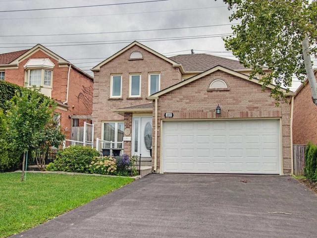 1057 Maury Cres