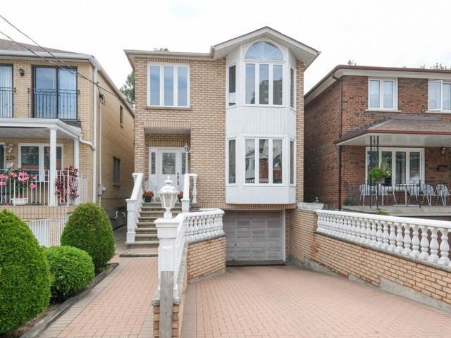 233 Gowan Ave