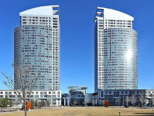 36 Lee Centre Dr, Unit 3116