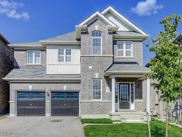 7 Lloydminster Ave