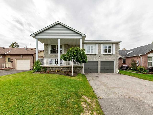 817 Lochness Cres