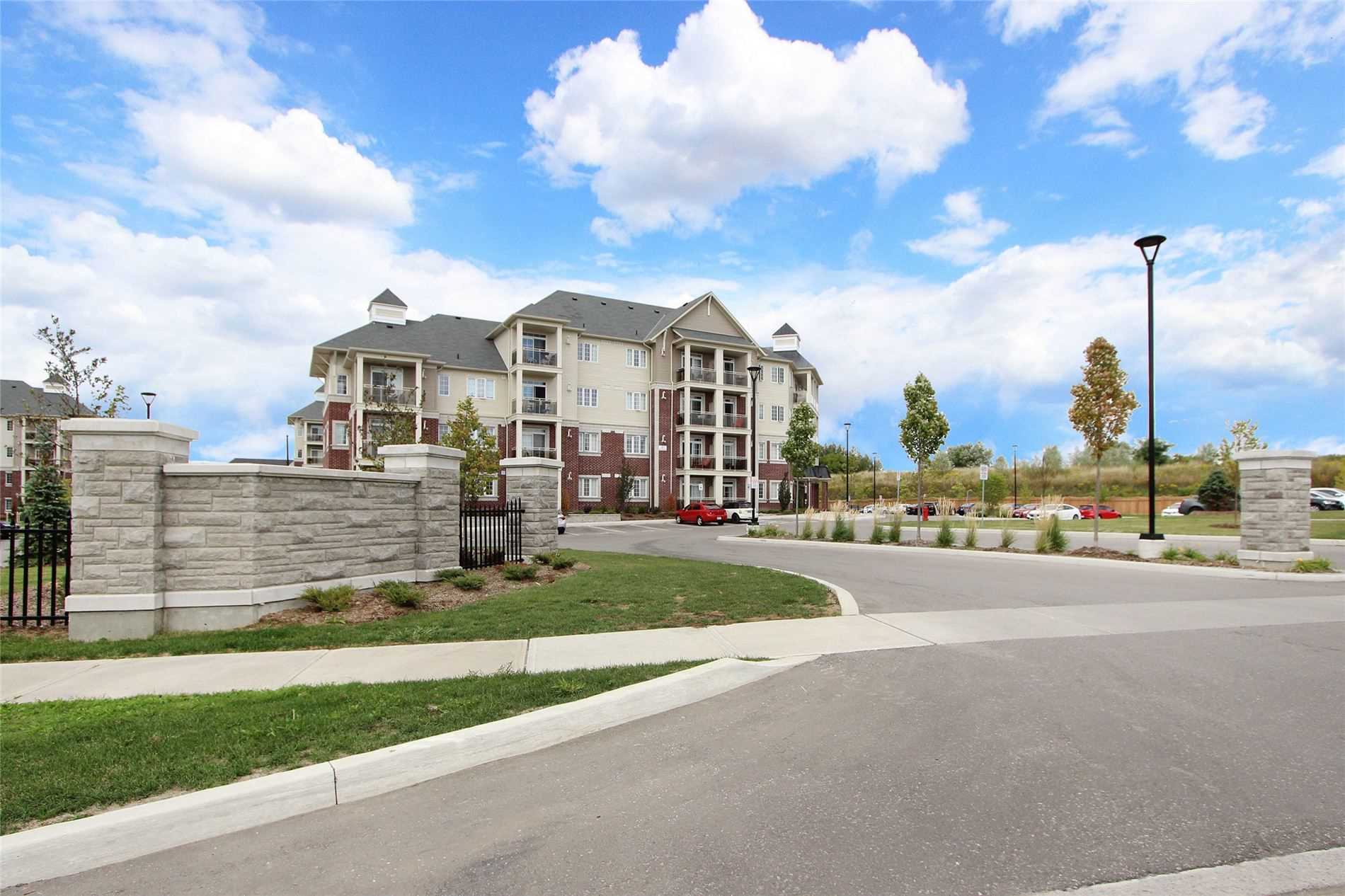 214 80 Aspen Springs Dr, Bowmanville Sold, E4579498 Condos.ca