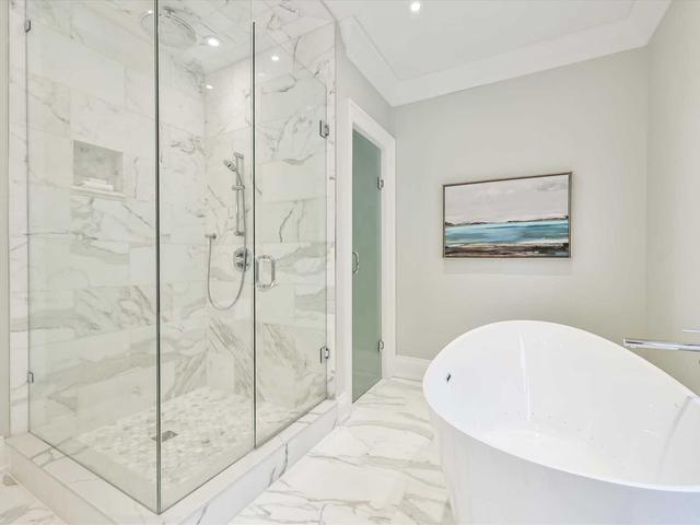 128 Parkview Hill Cres