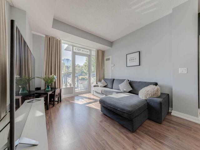 103 - 151 Village Green Sq