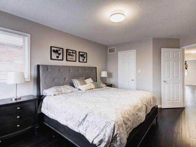 15 Angier Cres