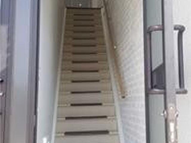 Top Flr - 2914 Danforth Ave