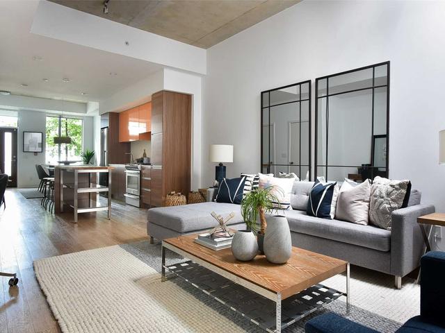 1190 Dundas St E, Unit 105