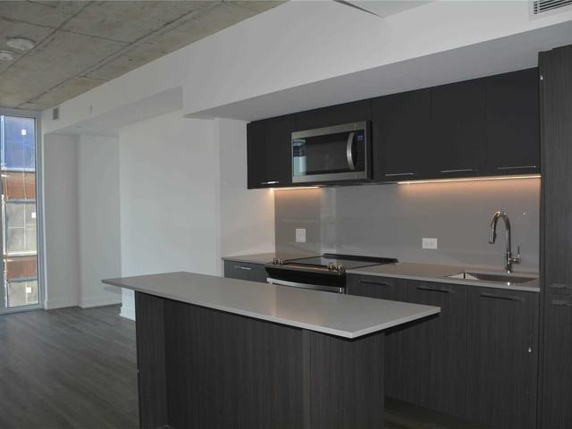 15 Baseball Pl, Unit 1101