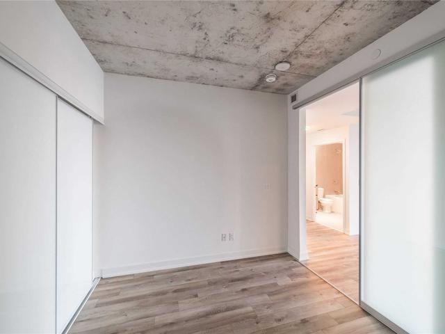 1405 - 15 Baseball Pl