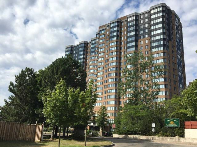 80 Alton Towers Circ, Unit 1502
