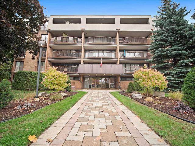 337 Simcoe St N, Unit 204