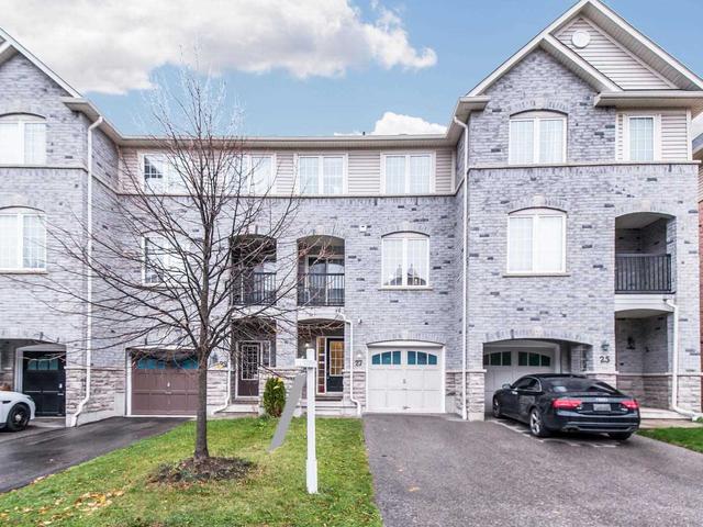 27 Silvester St