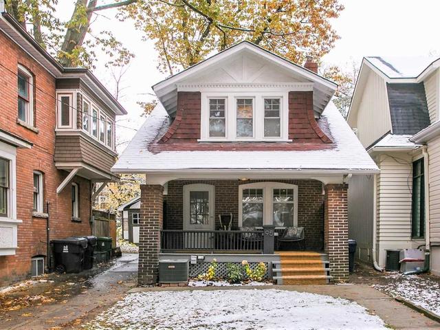 95 Balsam Ave