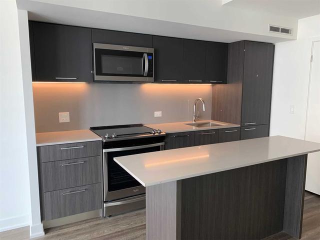 15 Baseball Pl, Unit 1101