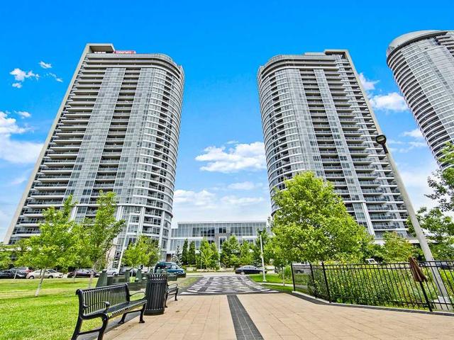 181 Village Green Sq, Unit 513