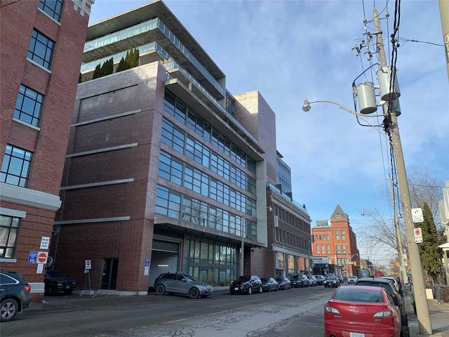 720 - 90 Broadview Ave