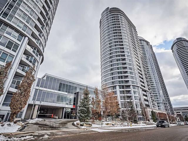 181 Village Green Sq, Unit 116