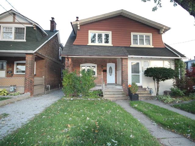 Bsmt - 123 Kingston Rd