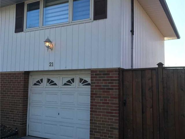 21 Aspendale Dr, Unit Bsmt