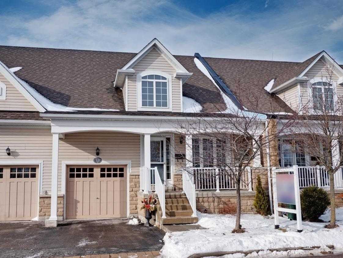 19 350 Lakebreeze Dr, Newcastle Sold, E4679172 Condos.ca